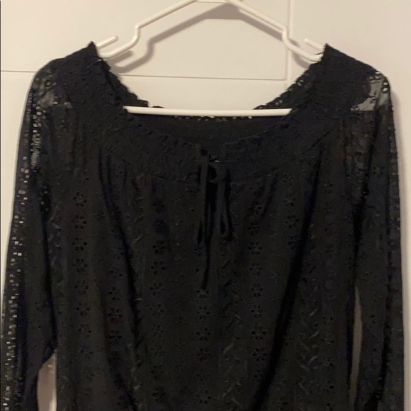 A Long Sleeves Fancy Black Shirt - Picture 2 of 6